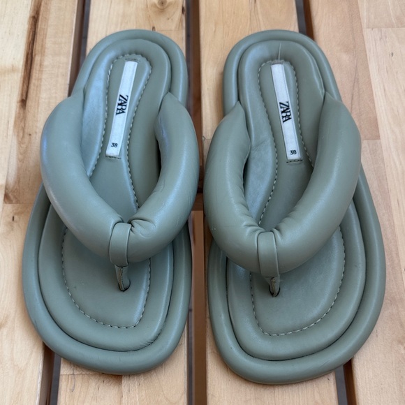 Zara Sage Green Sandals size38/7 in US. - Picture 3 of 5